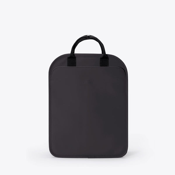 Black / Medium