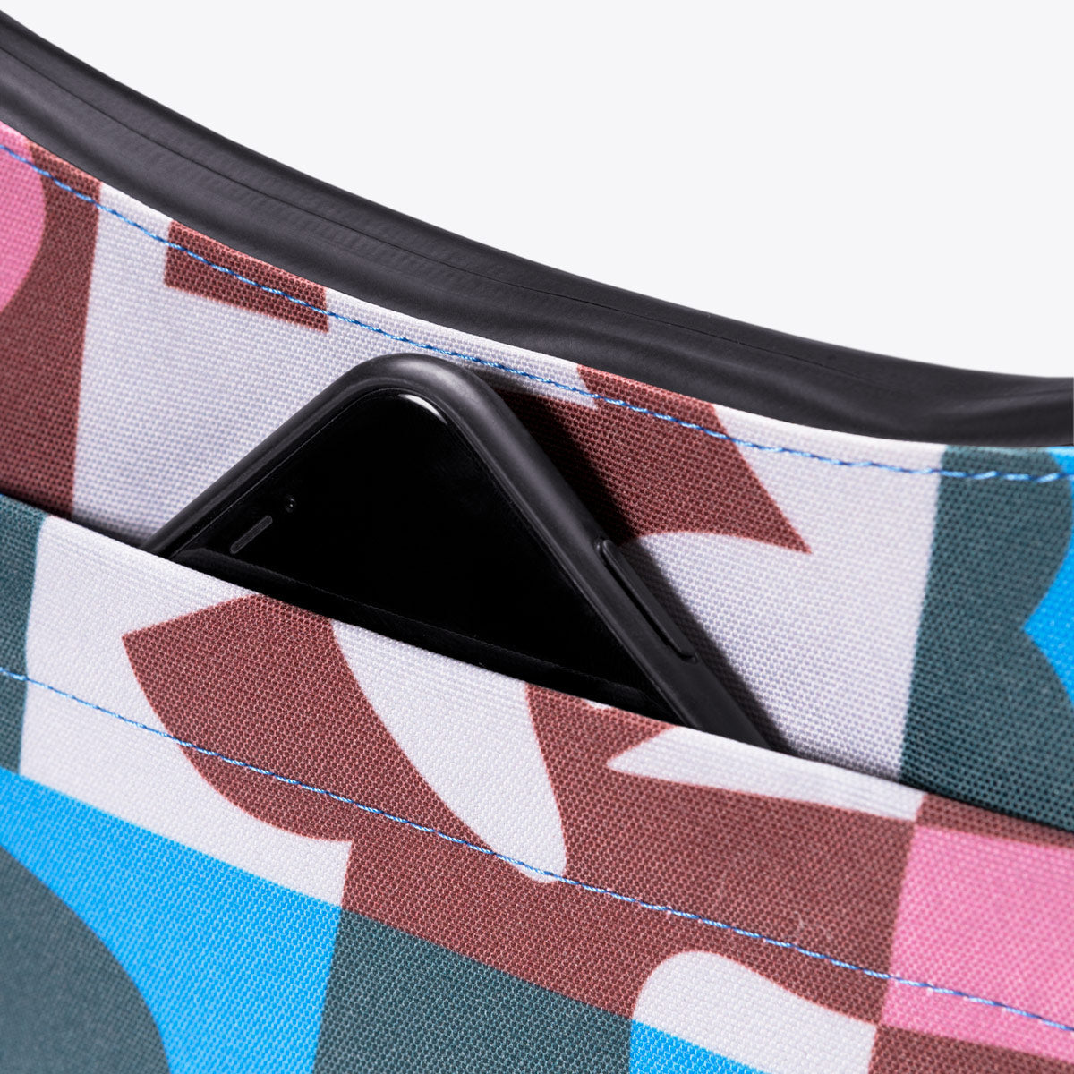 Alva Half-Moon Bag - Studio Feixen Artwork