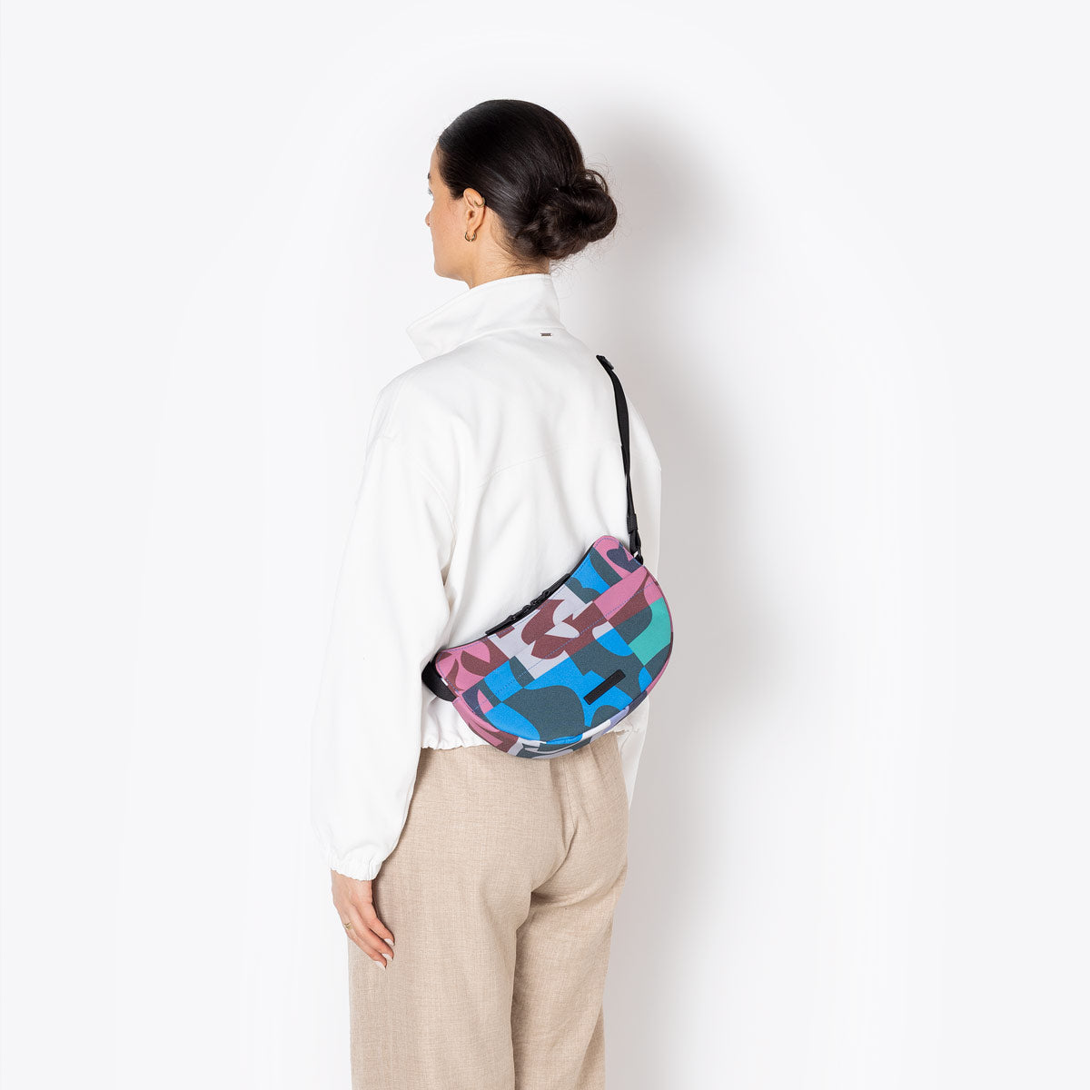 Alva Half-Moon Bag - Studio Feixen Artwork