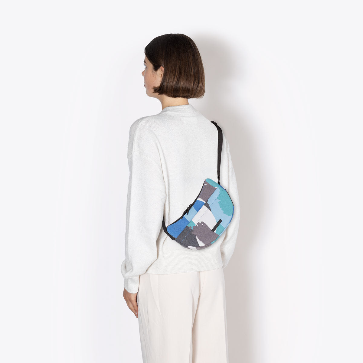 Alva Bag - We are out of Office Artwork