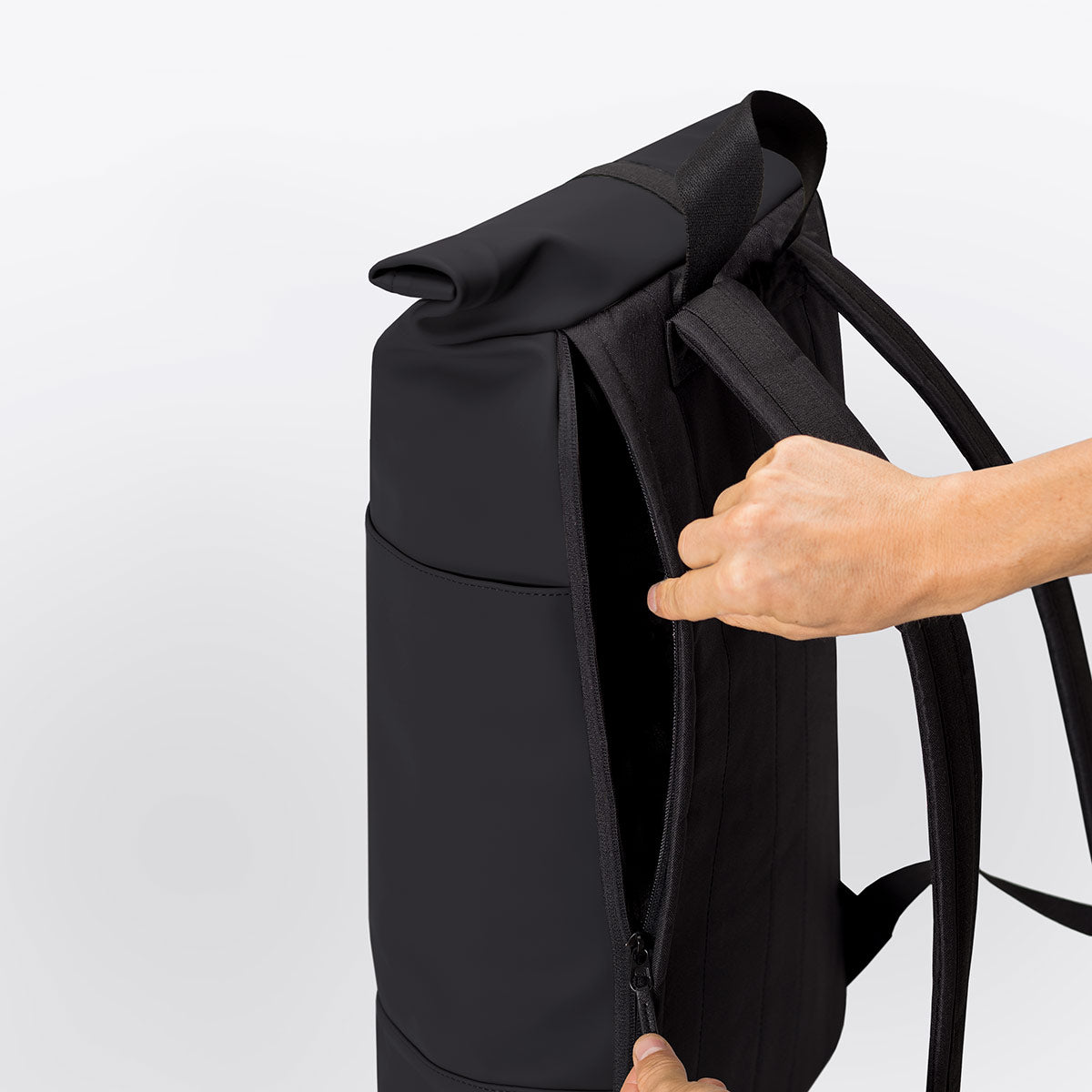Hajo Roll-Top Backpack - Black / Medium