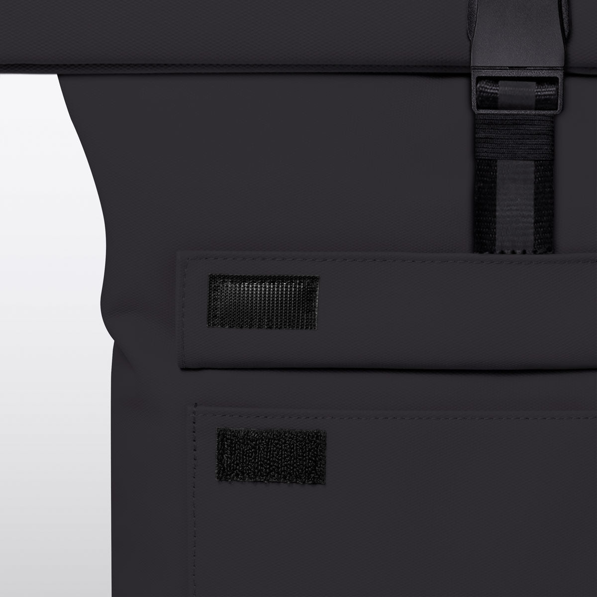 Jannik Roll-Top Backpack - Black - Black / Medium