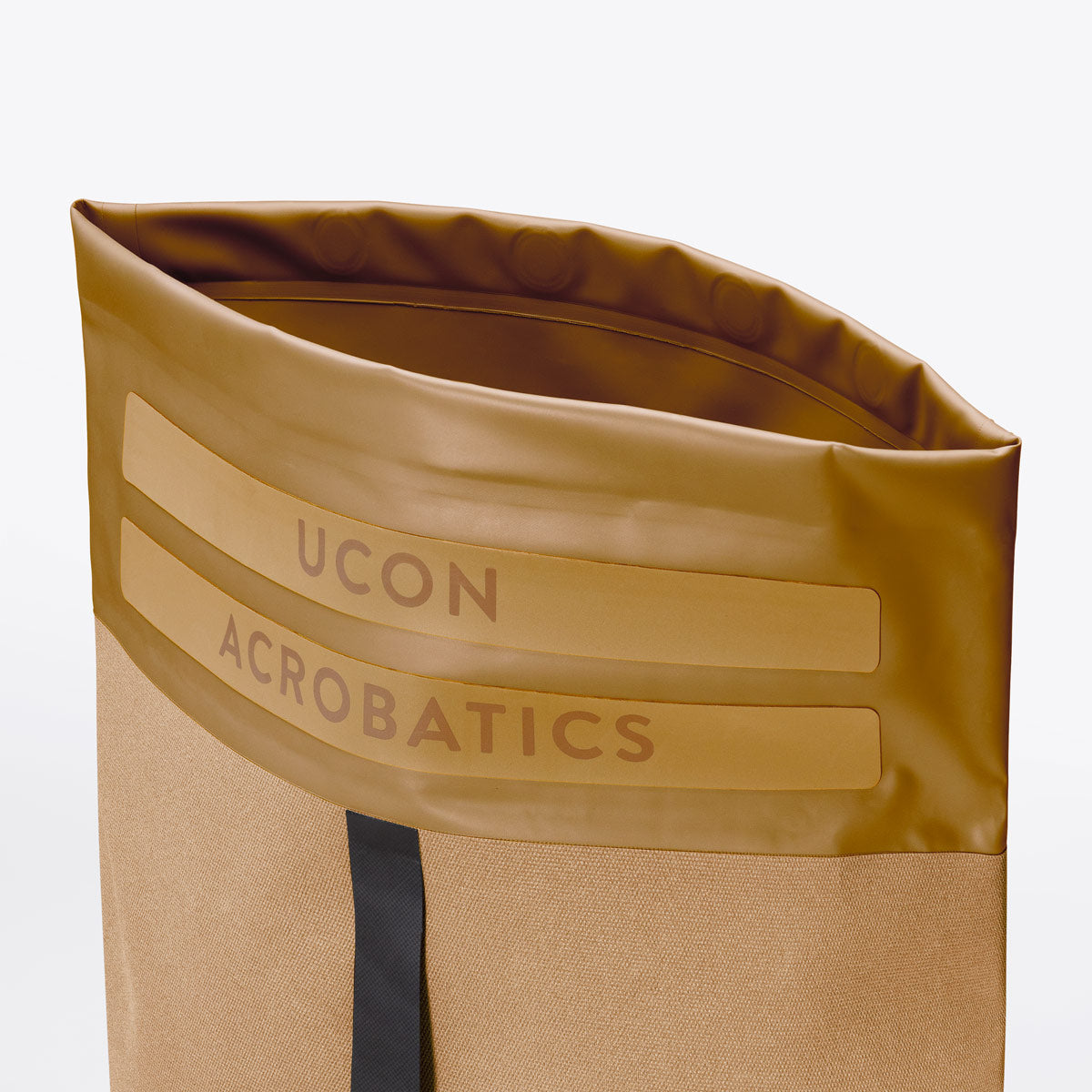 Ucon Acrobatics • Jannik Medium Backpack • Phantom Endurance