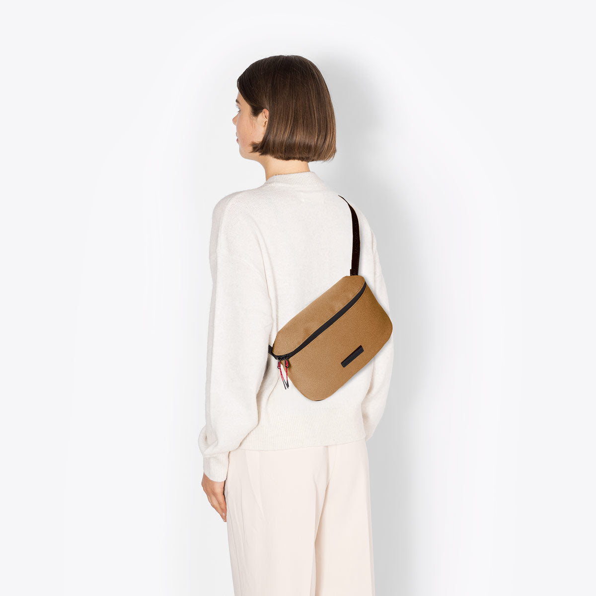 Jona Crossbody Bag - Dark Sand Reflective / Large