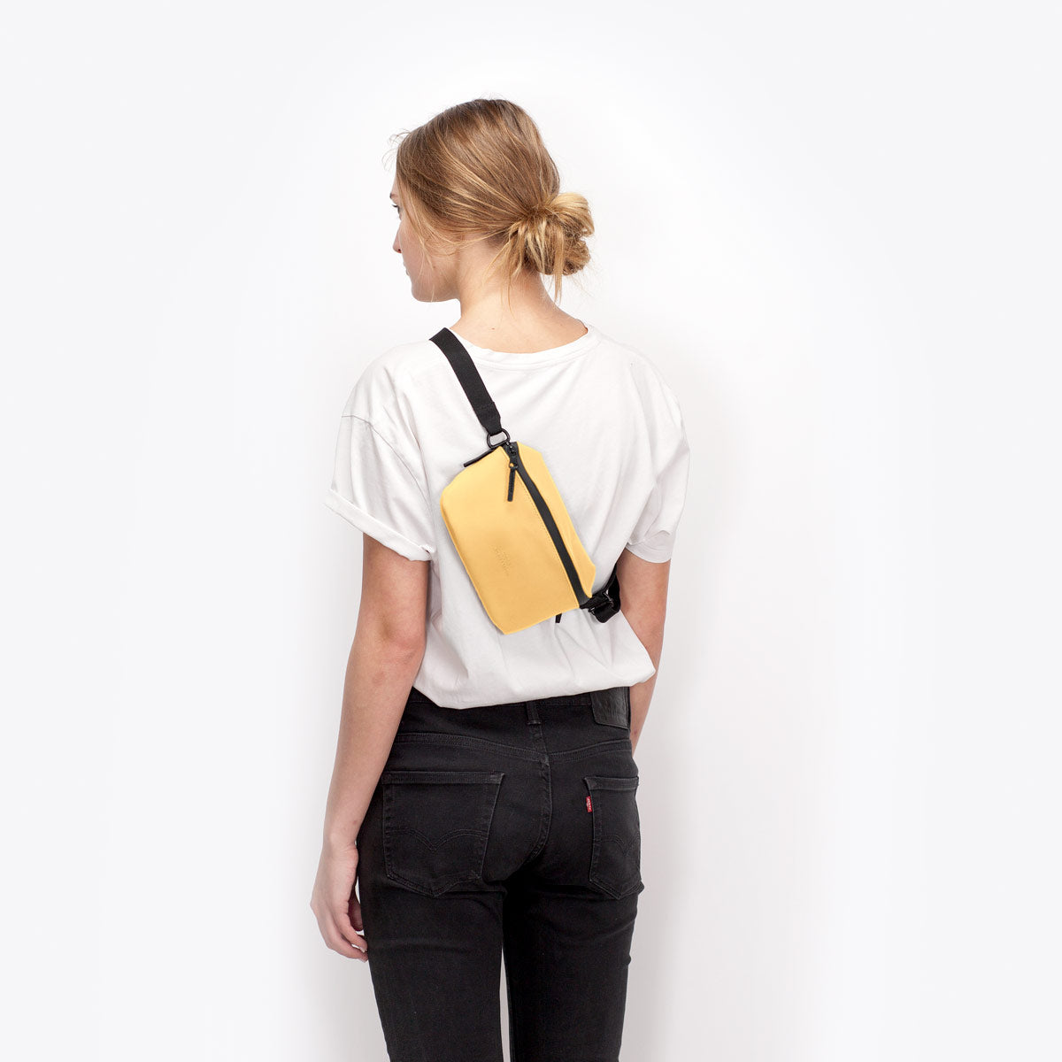 Jona Crossbody Bag - Lemon / Medium
