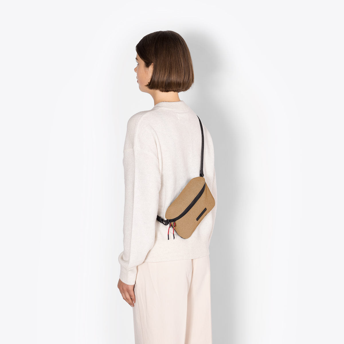 Jona Crossbody Bag - Dark Sand Reflective / Medium