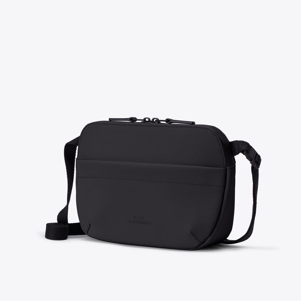 Ucon Acrobatics • Melvin Medium Bag • Lotus Infinity Series (Black)