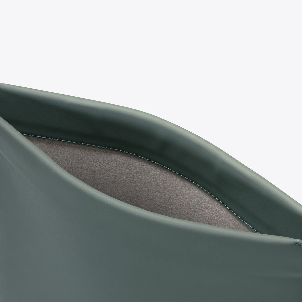 Sora Laptop Sleeve - Pine Green / Medium