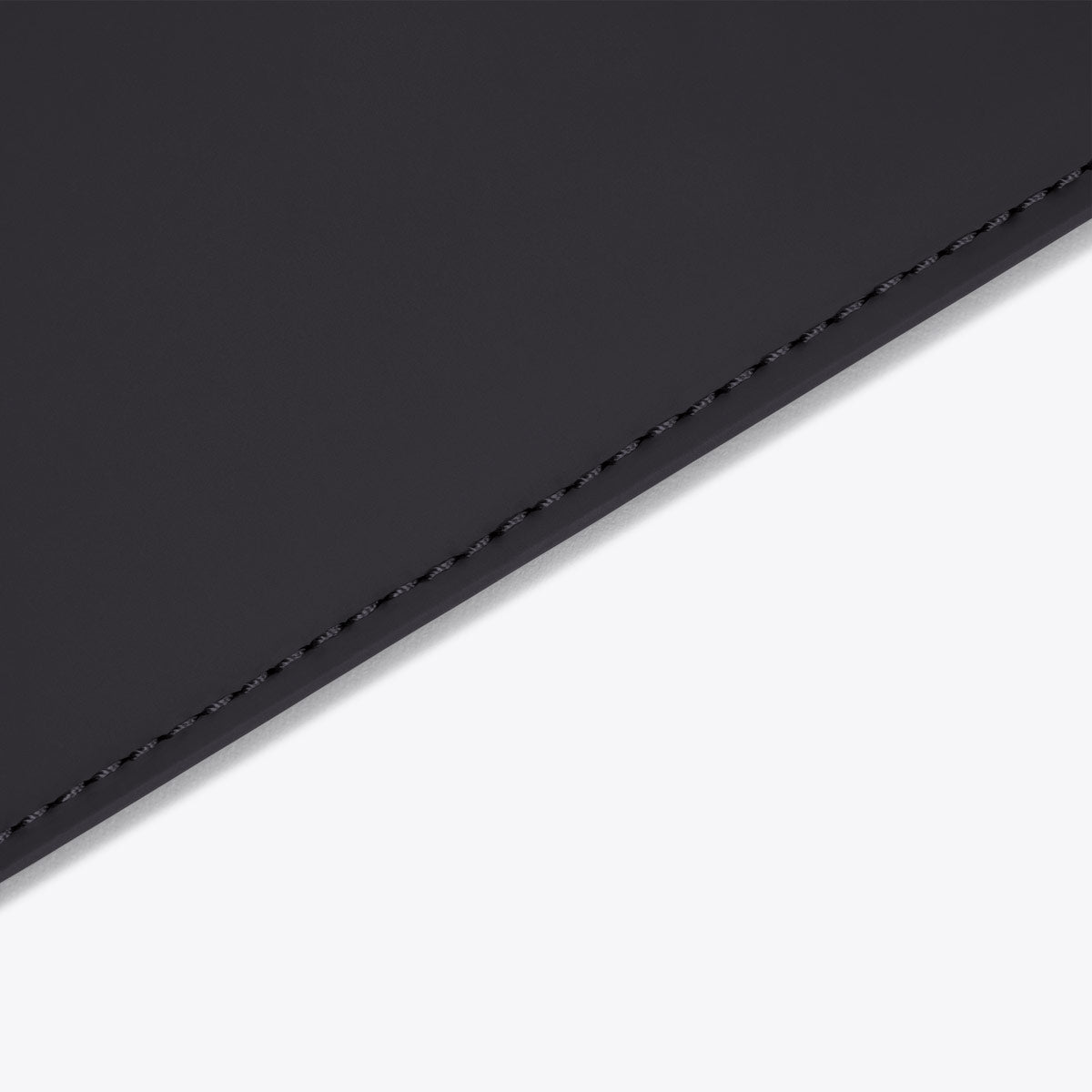 Sora Laptop Sleeve - Black / Mini