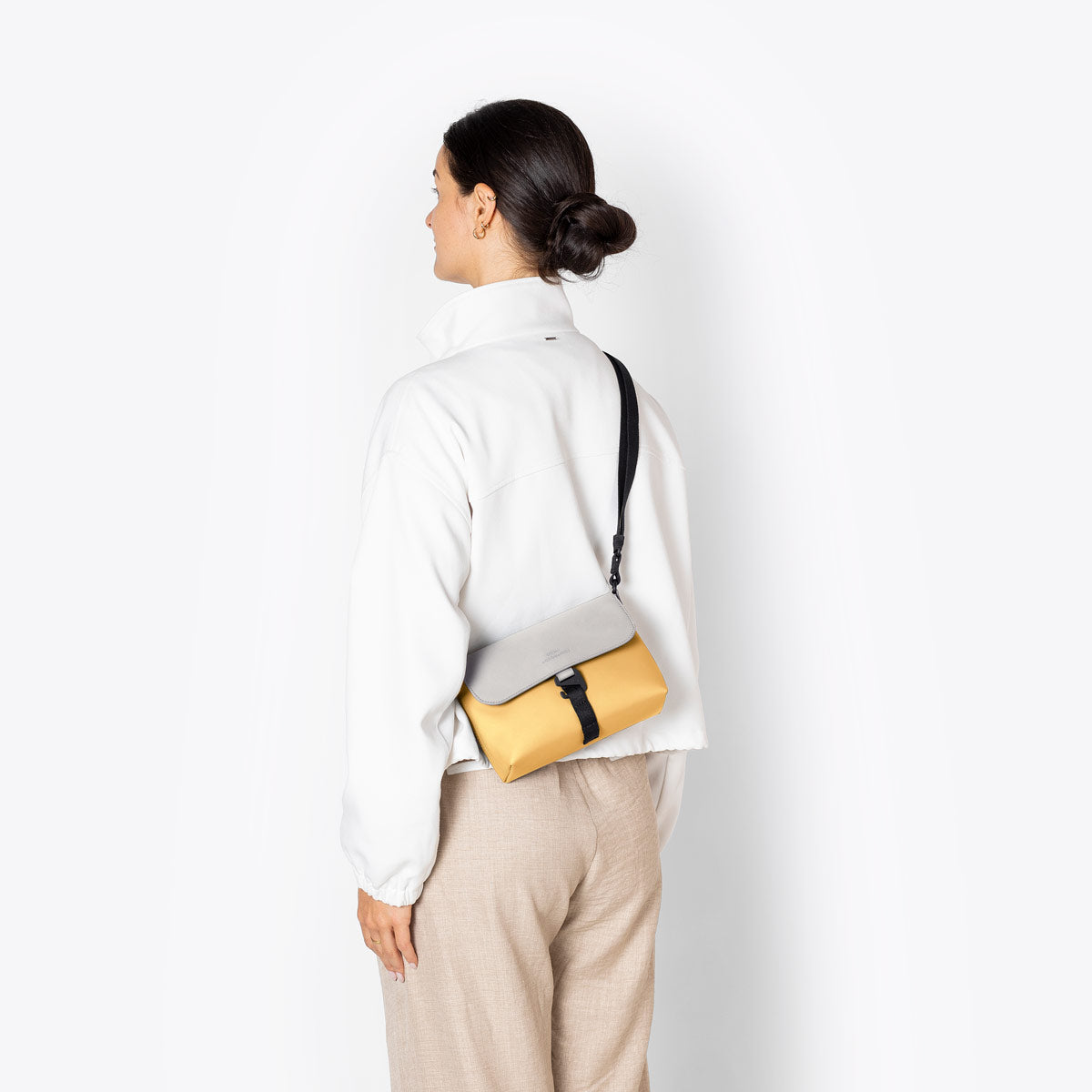 Yuri Shoulder Bag - Glacier Grey - Lemon
