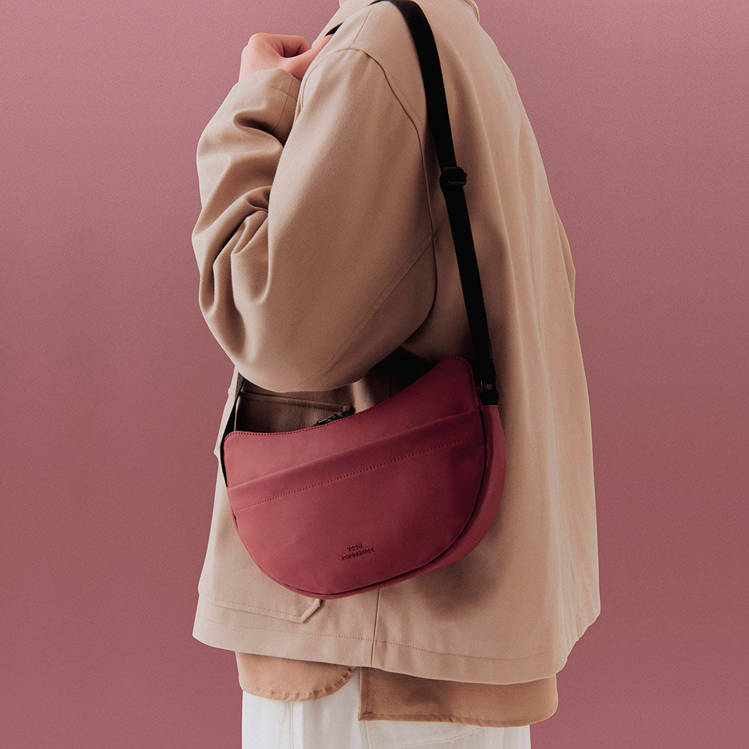 Alva Half-Moon Bag - Burgundy
