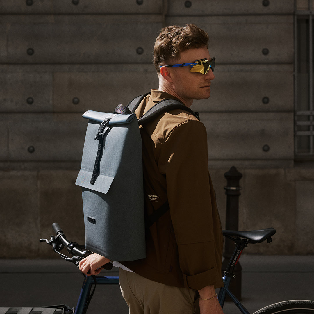 Jannik Roll-Top Backpack - Ocean Blue Reflective / Medium