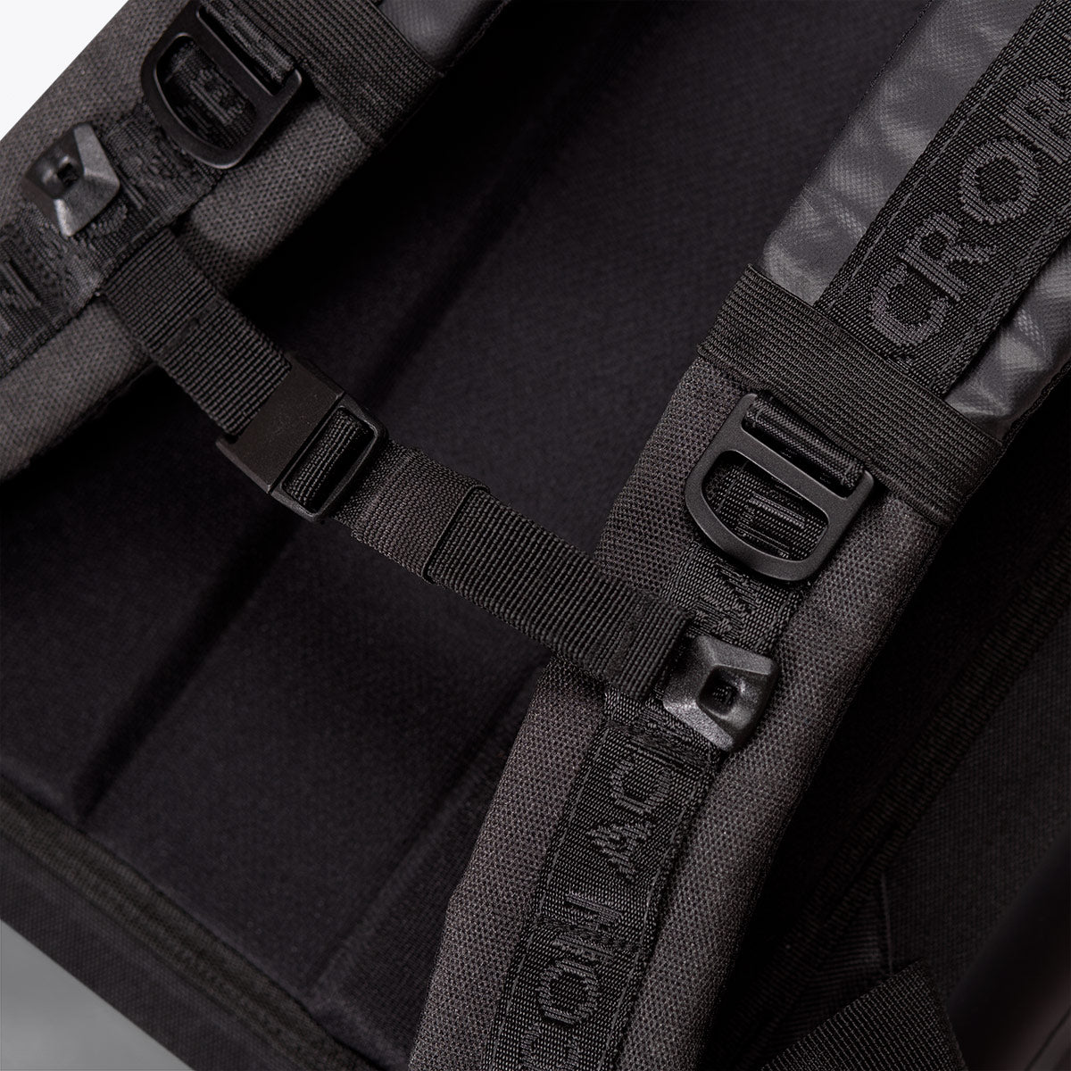 Ucon Acrobatics • Hajo Medium Backpack • Commute Series (Black)
