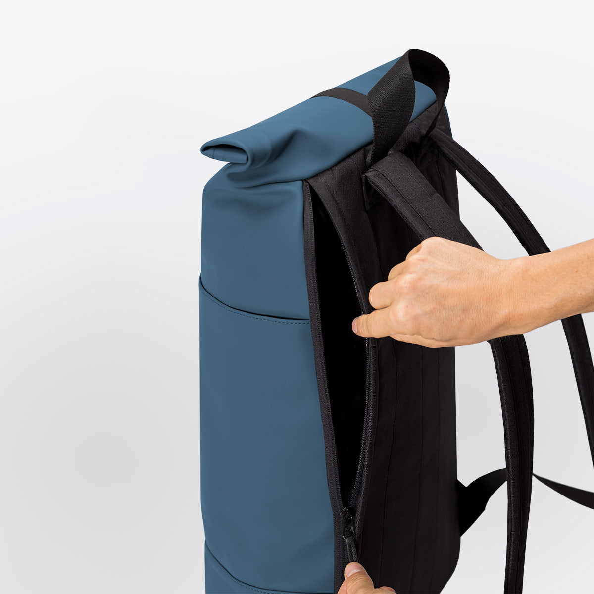 Hajo Roll-Top Backpack - Petrol / Medium