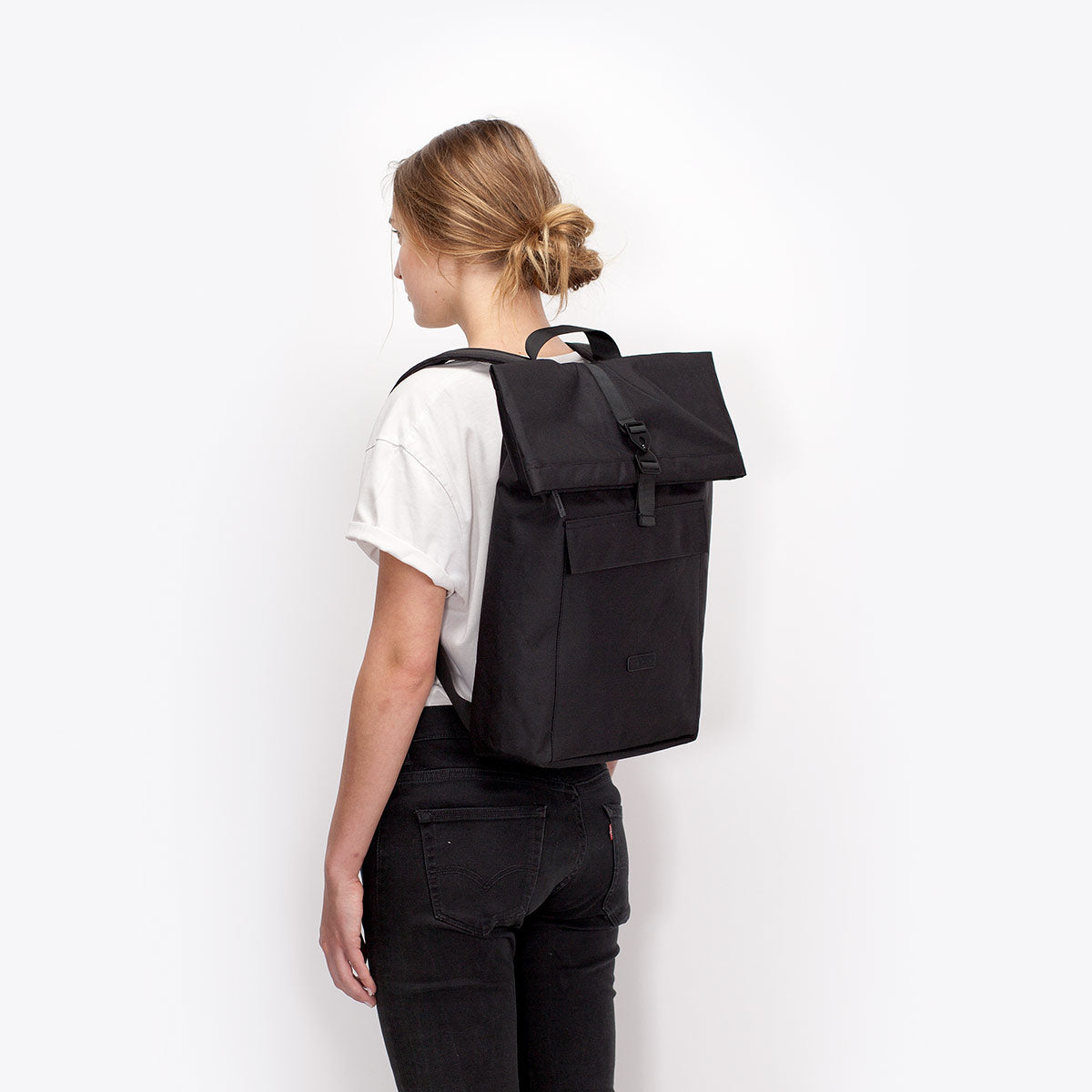 Ucon Acrobatics • Jasper Medium Backpack • Stealth Series (Black)