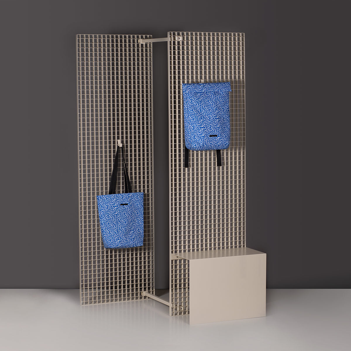 Kito Medium Backpack - Motif 2.0